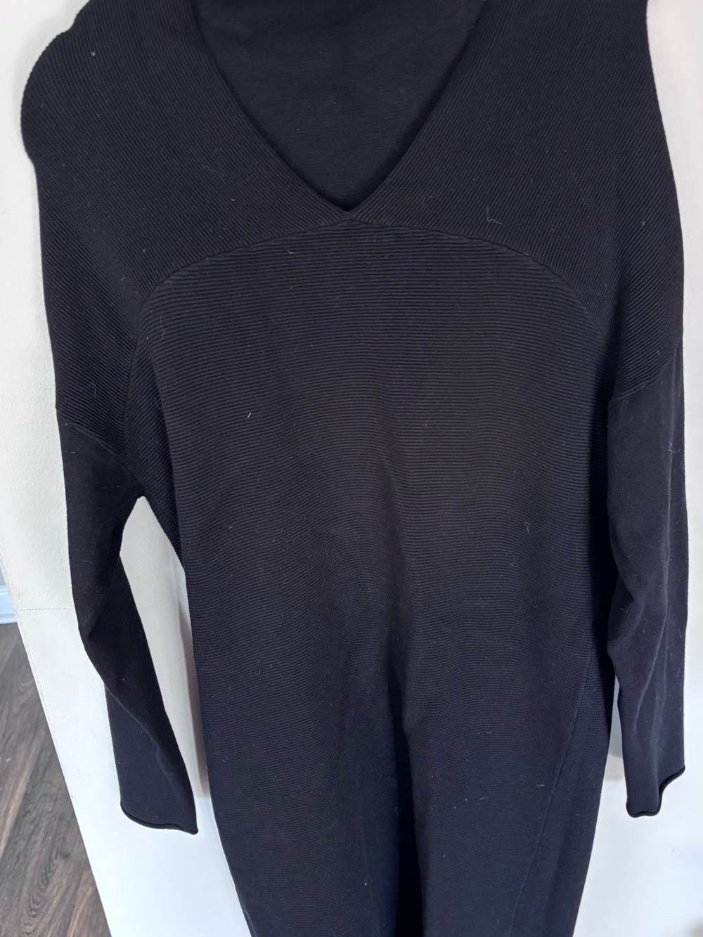 New Club Monaco Black V-Neck Sweater Dress